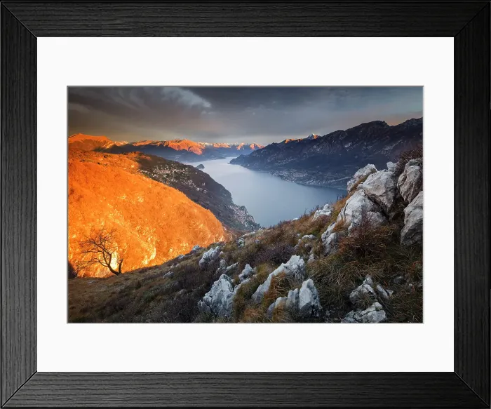 Framed Print : Blade of light on lake Como (ramo di Lecco), Barni, Como and Lecco province, Lombardy, Italy Framed Print : Blade of light on lake Como (ramo di Lecco), Barni, Como and Lecco province, Lombardy, Italy