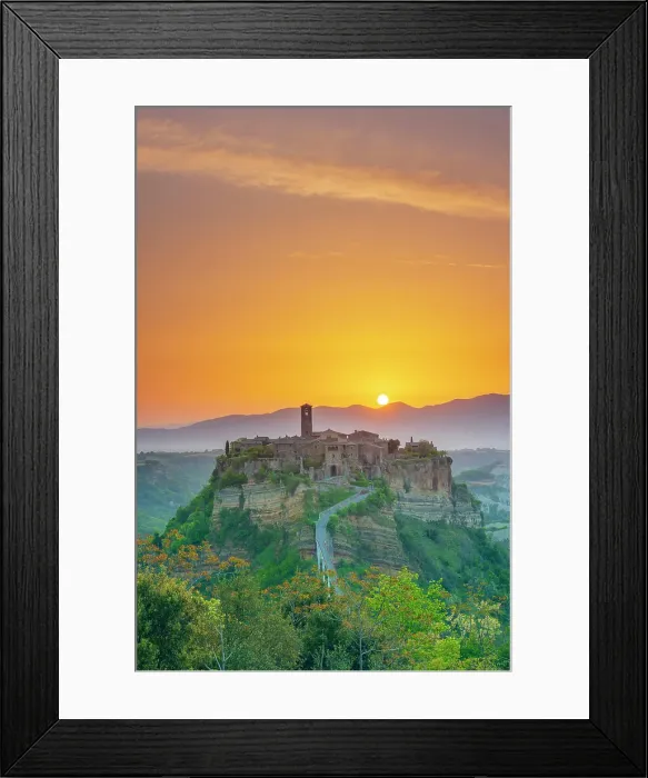 Framed Print : Civita di Bagnoregio perched on the top of a hill near Orvieto, Tuscany, Italy Framed Print : Civita di Bagnoregio perched on the top of a hill near Orvieto, Tuscany, Italy