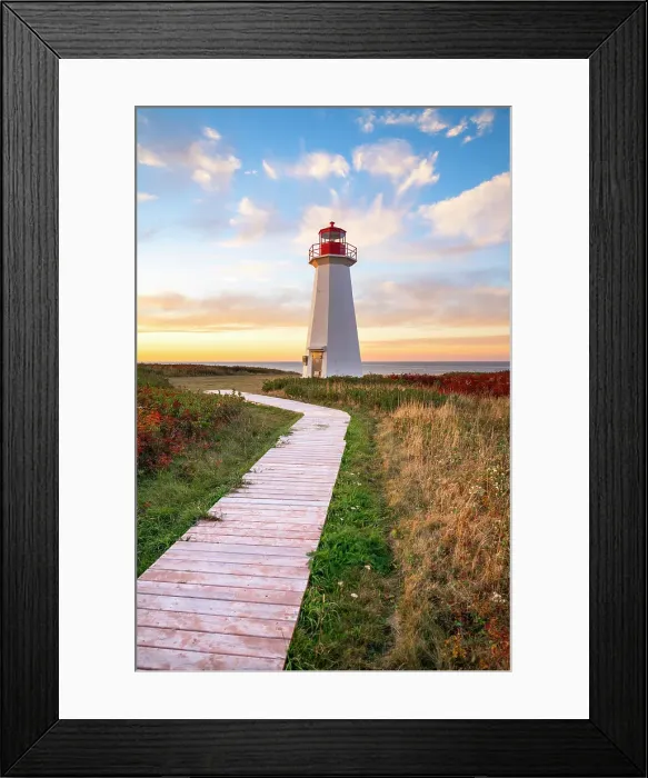 Framed Print : Shipwreck Point lighthouse, Prince Edward Island, Canada