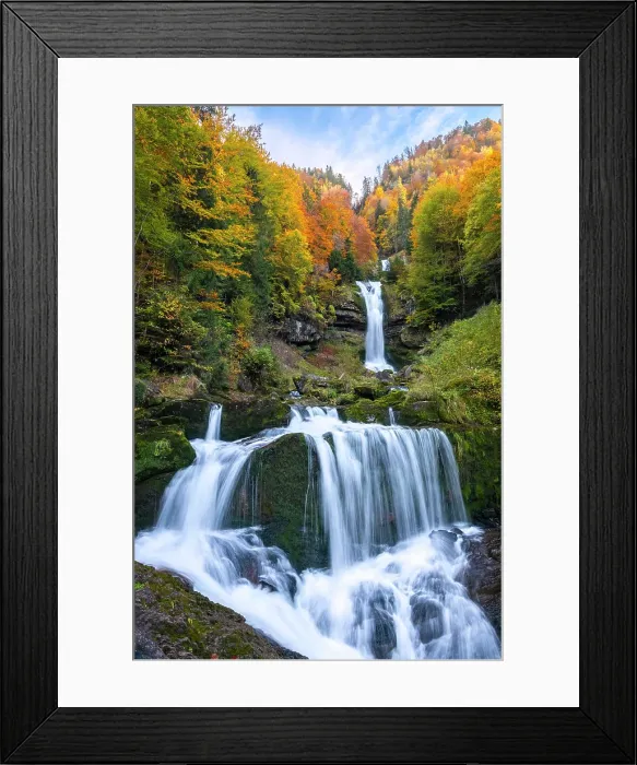 Framed Print : Giessbach waterfall in autumn. Iseltwald, Lake Brienz, Bernese Oberland, Switzerland Framed Print : Giessbach waterfall in autumn. Iseltwald, Lake Brienz, Bernese Oberland, Switzerland