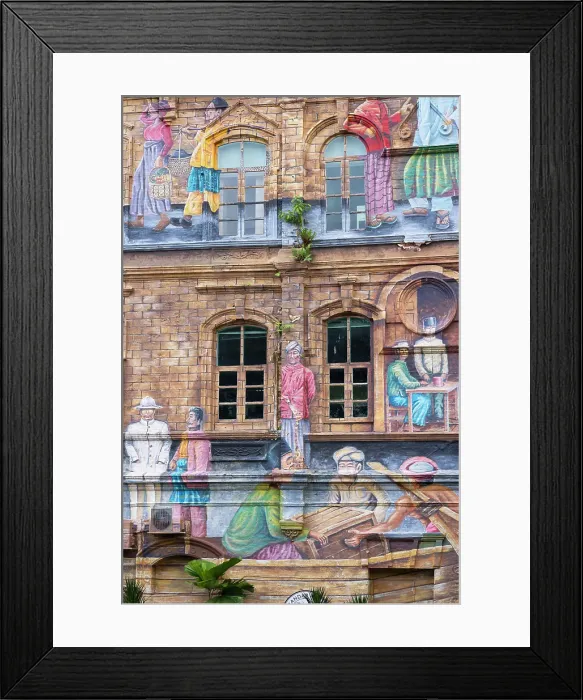 Framed Print : Mural on building along River of Life, Kuala Lumpur, Selangor, Malaysia Framed Print : Mural on building along River of Life, Kuala Lumpur, Selangor, Malaysia