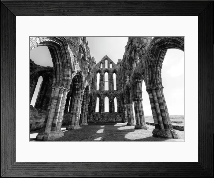 Framed Print : The ruins of Whitby Abbey, Whitby, North Yorkshire, England Framed Print : The ruins of Whitby Abbey, Whitby, North Yorkshire, England