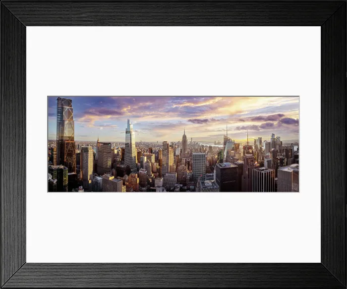Framed Print : Manhattan Skyline View with the Empire State Building illuminated at sunset Manhattan, New York City, USA Framed Print : Manhattan Skyline View with the Empire State Building illuminated at sunset Manhattan, New York City, USA