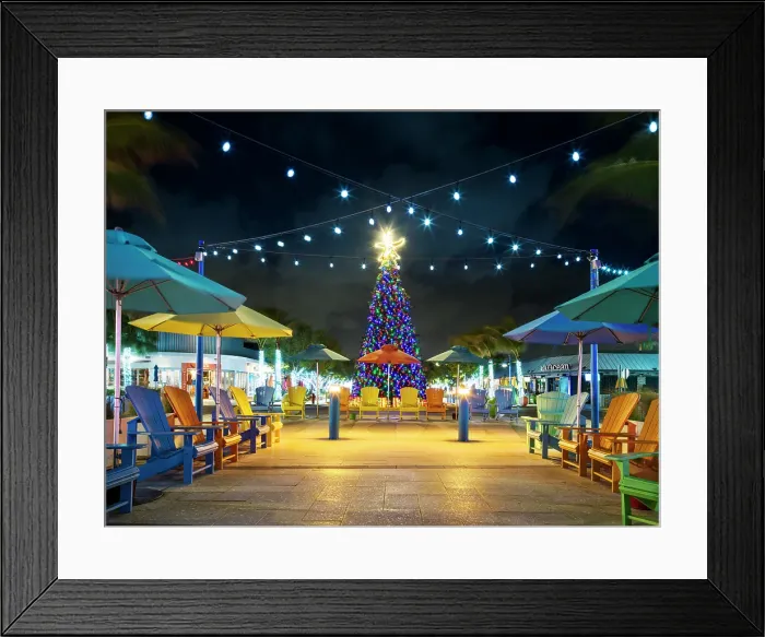 Framed Print : Lauderdale by the Sea with christmas Decorations and Christmas Tree, Christmas by the Beach Lauderdale by the Sea, Fort Lauderdale, Florida, USA Framed Print : Lauderdale by the Sea with christmas Decorations and Christmas Tree, Christmas by the Beach Lauderdale by the Sea, Fort Lauderdale, Florida, USA