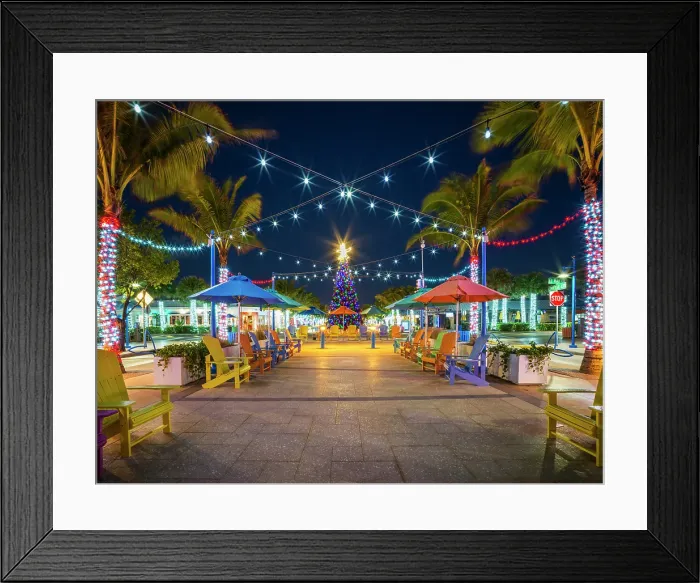 Framed Print : Lauderdale by the Sea with christmas Decorations and Christmas Tree, Christmas by the Beach Lauderdale by the Sea, Fort Lauderdale, Florida, USA Framed Print : Lauderdale by the Sea with christmas Decorations and Christmas Tree, Christmas by the Beach Lauderdale by the Sea, Fort Lauderdale, Florida, USA