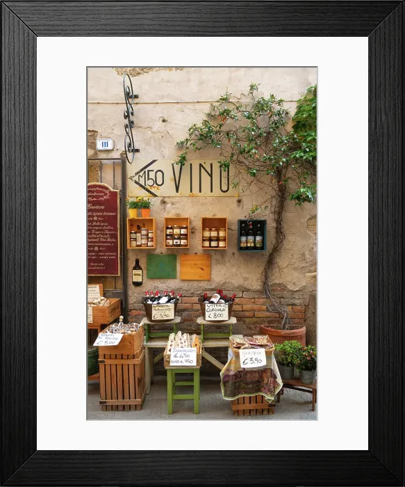 Framed Print : A shop in Pitigliano, Grosseto, Tuscany, Italy Framed Print : A shop in Pitigliano, Grosseto, Tuscany, Italy