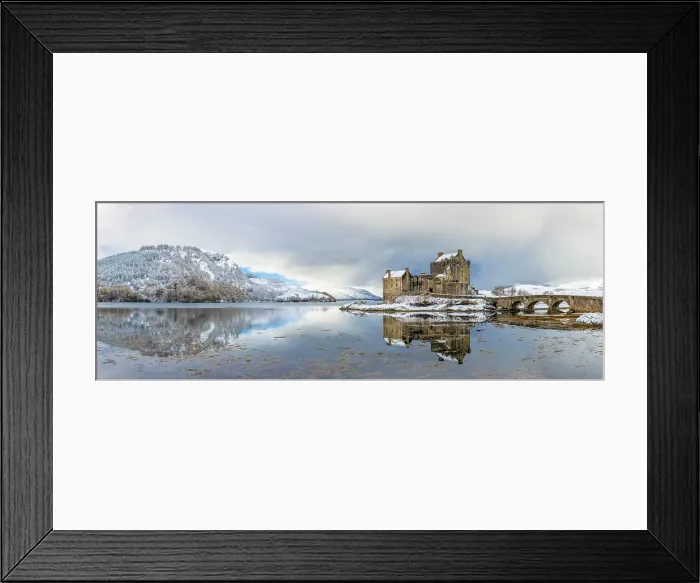 Framed Print : Snowy morning at Eilean Donan Castle on Loch Duich, Dornie, Western Highlands, Scotland, United Kingdom Framed Print : Snowy morning at Eilean Donan Castle on Loch Duich, Dornie, Western Highlands, Scotland, United Kingdom