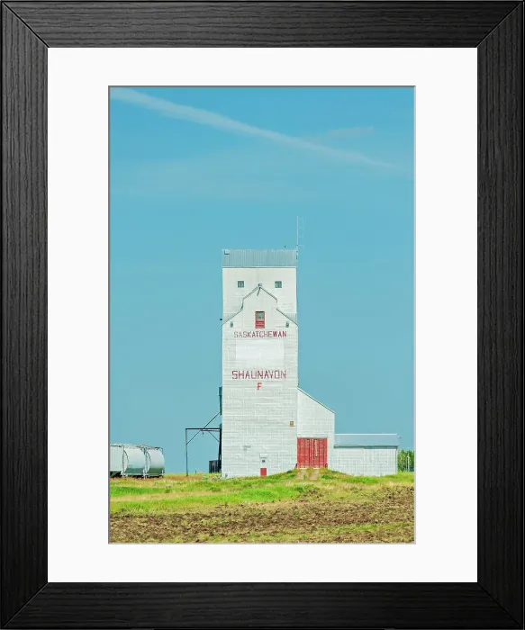 Framed Print : Grain elevator, Shanavon, Saskatchewan, Canada Framed Print : Grain elevator, Shanavon, Saskatchewan, Canada