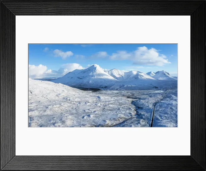 Framed Print : Road heading towards the peaks of Sgurr Mhairi, Beinn Deard Mhor, the Red and Black Cuillins, Isle of Skye, Highlands, Scotland, United Kingdom