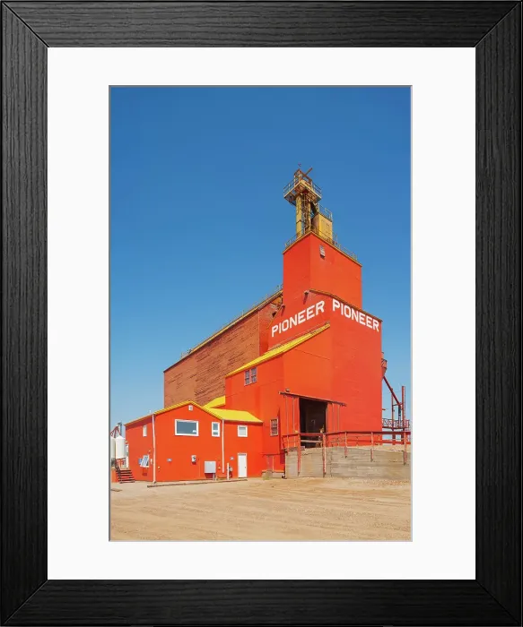 Framed Print : Grain elevator, Cononach, Saskatchewan, Canada Framed Print : Grain elevator, Cononach, Saskatchewan, Canada