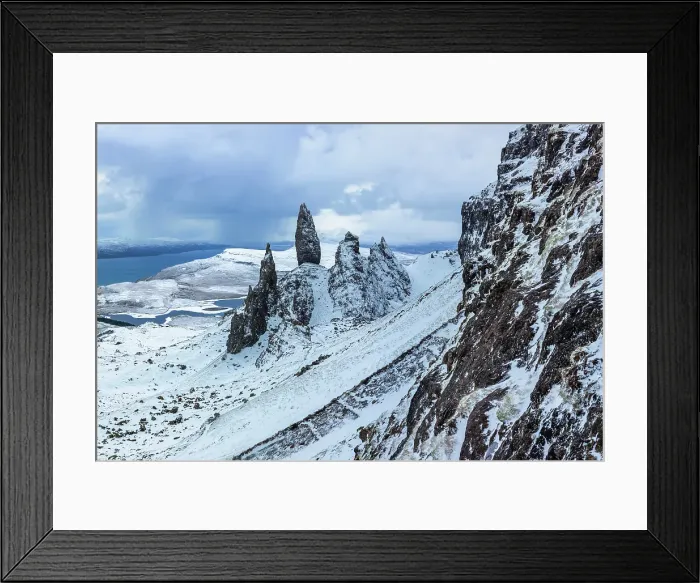 Framed Print : Old Man of Storr and snow covered landscape, Storr Rocks, Isle of Skye, Inner Hebrides, Scotland, United Kingdom Framed Print : Old Man of Storr and snow covered landscape, Storr Rocks, Isle of Skye, Inner Hebrides, Scotland, United Kingdom