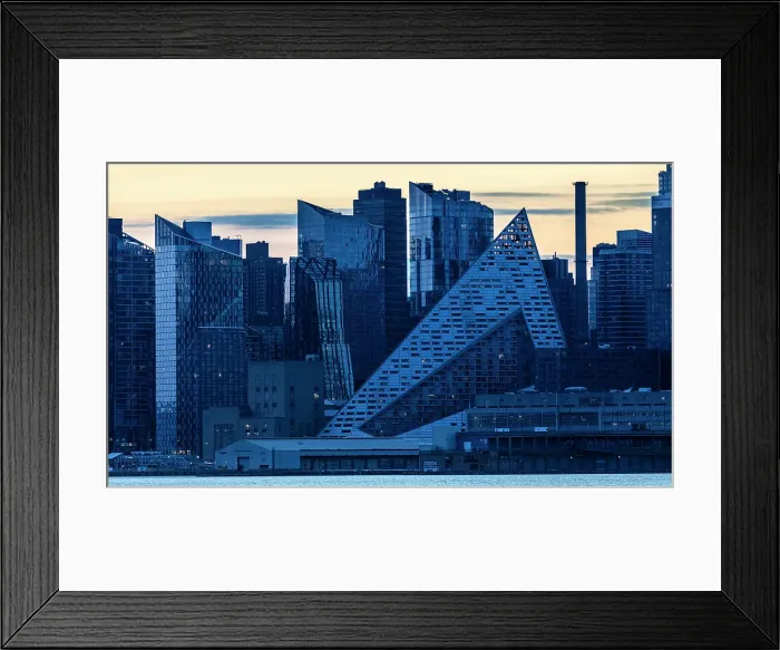 Framed Print : Manhattan at dawn from Weehawken Waterfront Park, New Jersey, USA