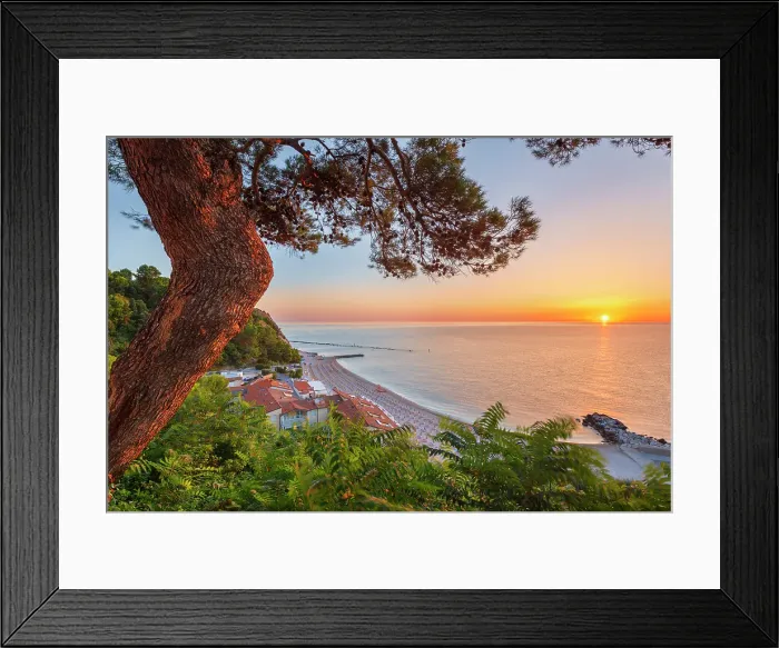 Framed Print : Sunrise on Adriatic sea from Numana beach, Numana, Riviera del Conero, Ancona province, Marche, Italy