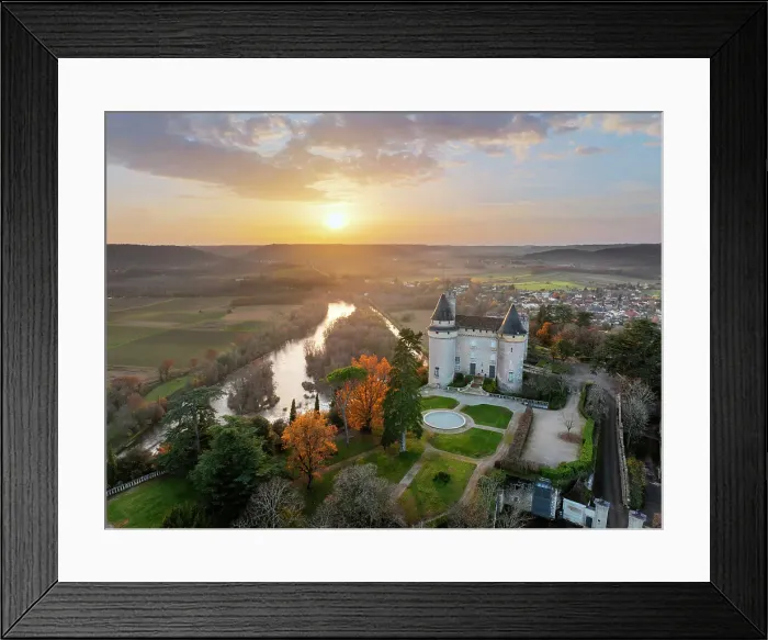 Framed Print : Aerial view of Chateau Mercues, and the Lot valley, Lot, Occitanie, France Framed Print : Aerial view of Chateau Mercues, and the Lot valley, Lot, Occitanie, France