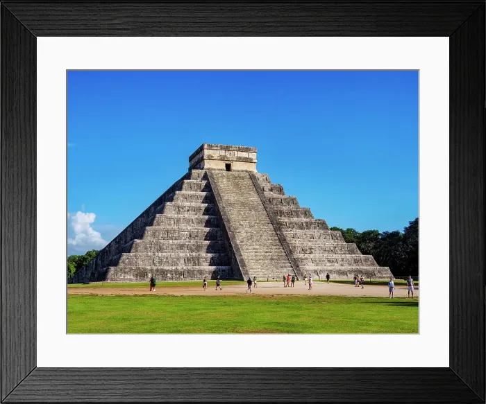 Framed Print : El Castillo or Temple of Kukulcan, Chichen Itza, Yucatan State, Mexico Framed Print : El Castillo or Temple of Kukulcan, Chichen Itza, Yucatan State, Mexico