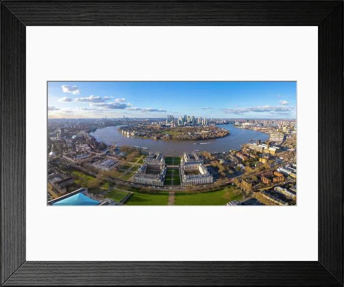 Framed Print : Royal Naval College, (Canary Wharf, Isle of Dogs and the River Thames behind) from Greenwich park, Greenwich, London