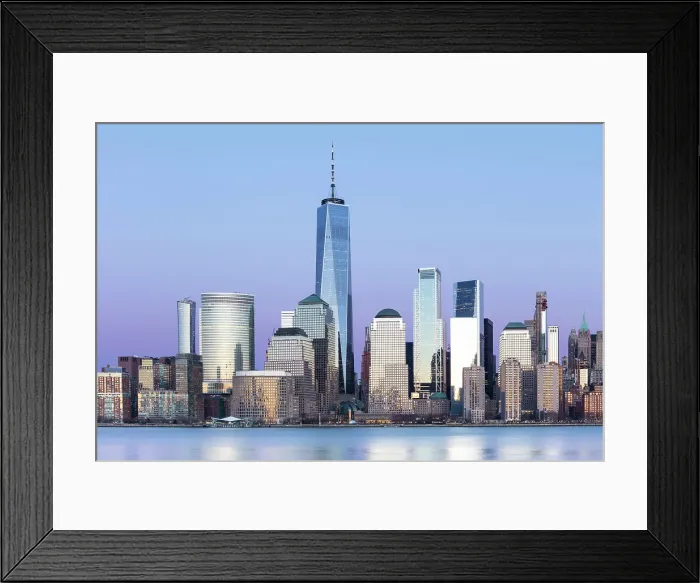 Framed Print : Manhattan and the One World Trade Centre at dusk, from the Exchange Place, Jersey City, New Jersey, USA Framed Print : Manhattan and the One World Trade Centre at dusk, from the Exchange Place, Jersey City, New Jersey, USA