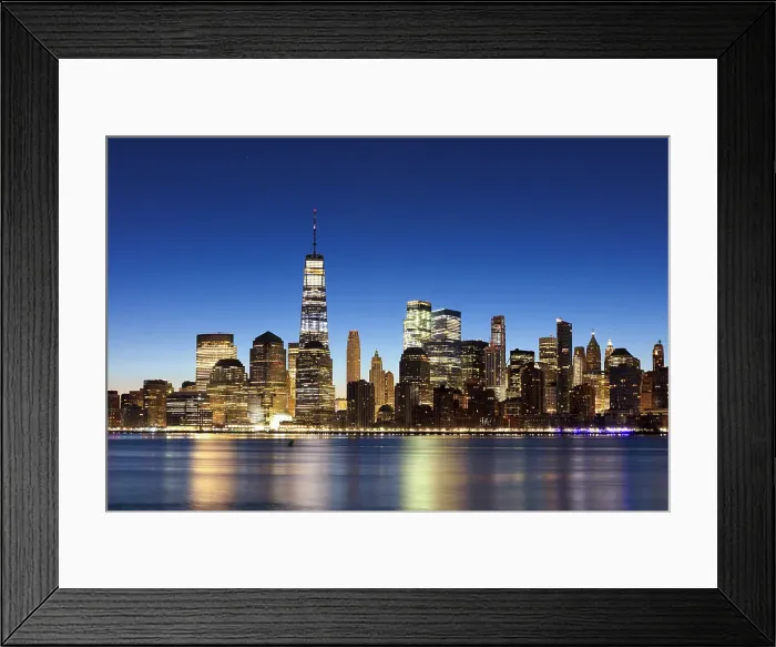 Framed Print : Manhattan and the One World Trade Centre at dusk, from Liberty State Park, Jersey City, New Jersey, USA Framed Print : Manhattan and the One World Trade Centre at dusk, from Liberty State Park, Jersey City, New Jersey, USA