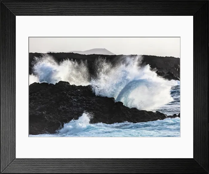 Framed Print : Waves crashing on the rocky coastline, El Golfo, Lanzarote, Canary Islands, Spain Framed Print : Waves crashing on the rocky coastline, El Golfo, Lanzarote, Canary Islands, Spain