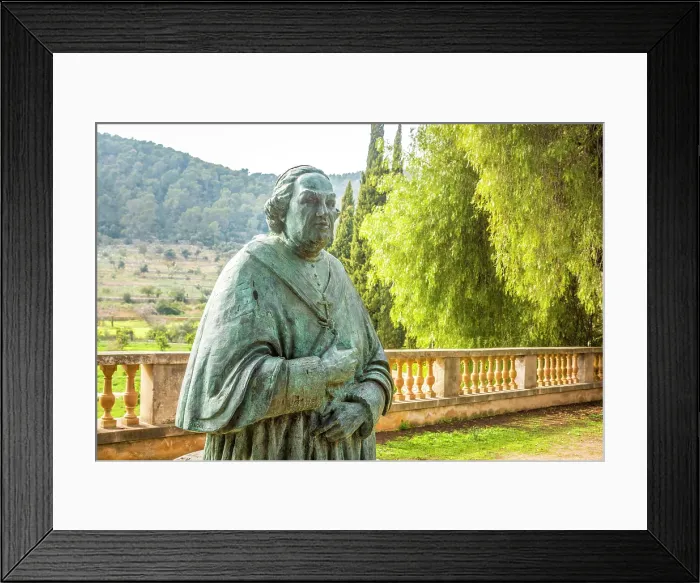 Framed Print : Statue of Cardinal Despuig in the garden of the Raixa estate, Bunyola, Mallorca, Balearic Islands, Spain Framed Print : Statue of Cardinal Despuig in the garden of the Raixa estate, Bunyola, Mallorca, Balearic Islands, Spain