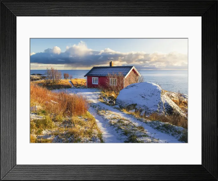 Framed Print : Lone Rorbu at sunset near Hamnoy during winter sunset, Moskenes, Moskenesoya, Nordland, Lofoten, Norway Framed Print : Lone Rorbu at sunset near Hamnoy during winter sunset, Moskenes, Moskenesoya, Nordland, Lofoten, Norway