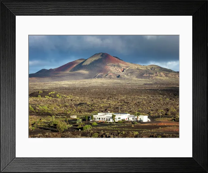 Framed Print : White house in the volcanic landscape near La Geria, Lanzarote, Canary Islands, Spain Framed Print : White house in the volcanic landscape near La Geria, Lanzarote, Canary Islands, Spain