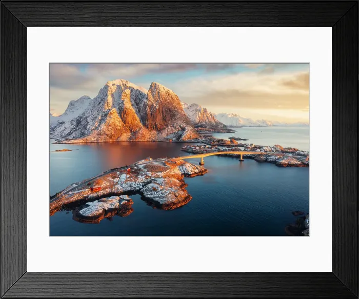 Framed Print : Sakrisoy and Hamnoy at sunrise with Feshelltinden in the background, Hamnoy, Moskenes, Moskenesoya, Nordland, Lofoten, Norway Framed Print : Sakrisoy and Hamnoy at sunrise with Feshelltinden in the background, Hamnoy, Moskenes, Moskenesoya, Nordland, Lofoten, Norway