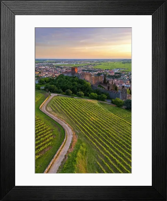 Framed Print : Scaligero castle of Soave at sunset in summer. Verona district, Veneto, Italy Framed Print : Scaligero castle of Soave at sunset in summer. Verona district, Veneto, Italy
