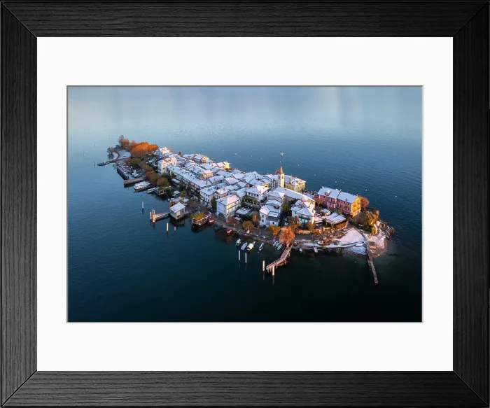 Framed Print : Borromean Islands. Stresa, Lago Maggiore, Verbano Cusio Ossola district, Piedmont, Italy
