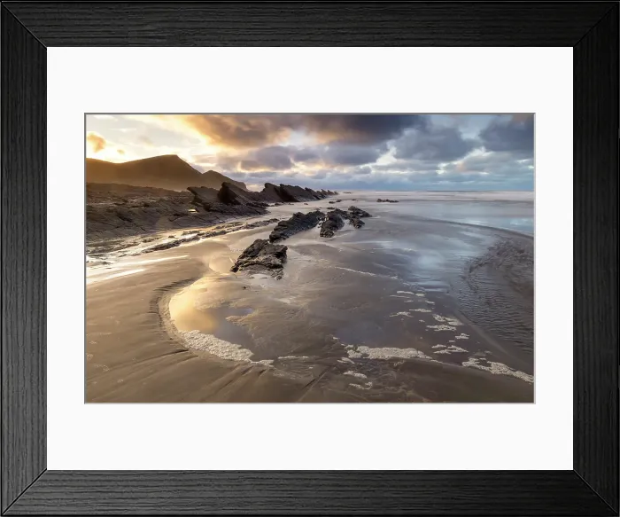 Framed Print : Rocky outcrops, Crackington Haven Beach, North Cornwall, England