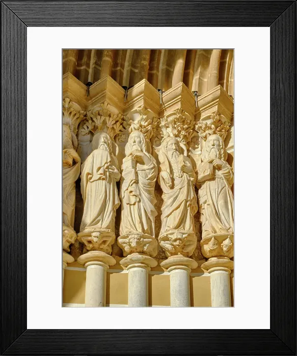 Framed Print : Statues of Saints on the main portal of Evora Cathedral, a UNESCO World Heritage Site. Alentejo, Portugal Framed Print : Statues of Saints on the main portal of Evora Cathedral, a UNESCO World Heritage Site. Alentejo, Portugal