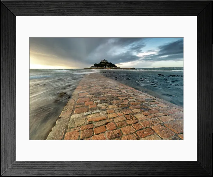 Framed Print : St Michael's Mount and the pedestrian causeway at low tide, Mounts Bay, Marazion, near Penzance, Cornwall, England Framed Print : St Michael's Mount and the pedestrian causeway at low tide, Mounts Bay, Marazion, near Penzance, Cornwall, England