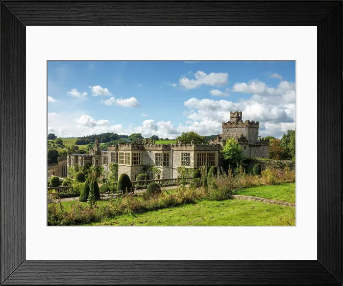 Framed Print : Haddon Hall, Bakewell, Derby, England, UK Framed Print : Haddon Hall, Bakewell, Derby, England, UK