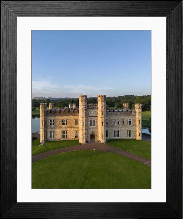 Framed Print : Leeds Castle, Maidstone, Kent, England, UK Framed Print : Leeds Castle, Maidstone, Kent, England, UK