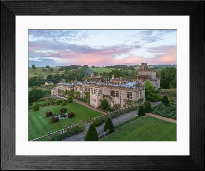 Framed Print : Haddon Hall, Bakewell, Derby, England, UK Framed Print : Haddon Hall, Bakewell, Derby, England, UK