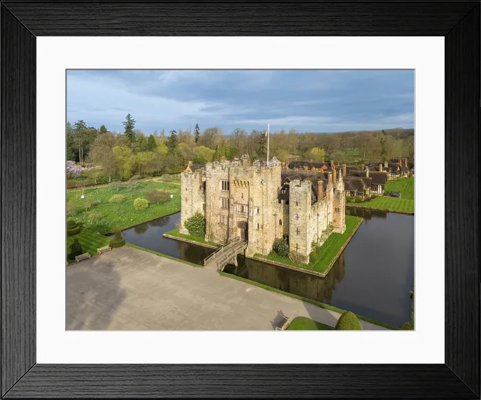 Framed Print : Hever Castle, Hever, Edendridge, Kent, England, UK Framed Print : Hever Castle, Hever, Edendridge, Kent, England, UK