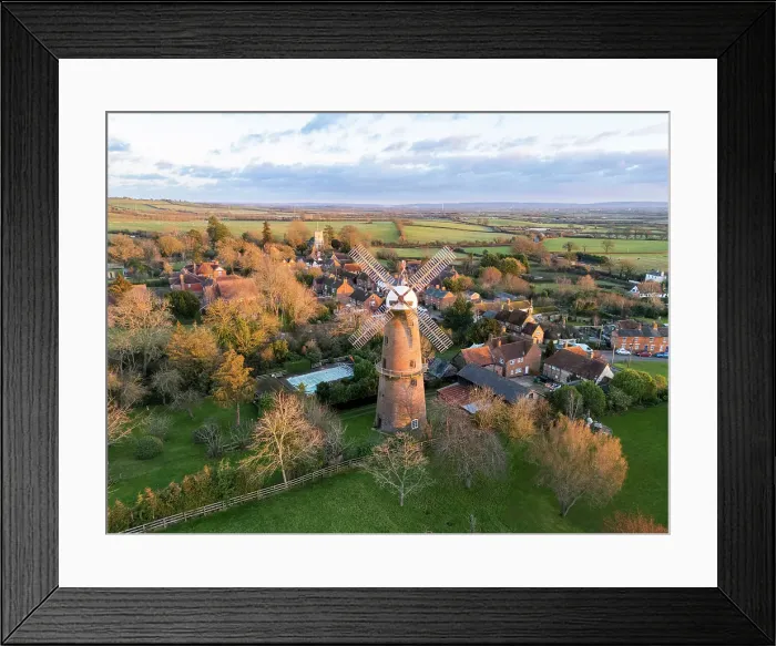 Framed Print : Quainton windmill, Quainton, Buckinghamshire, England. UK Framed Print : Quainton windmill, Quainton, Buckinghamshire, England. UK