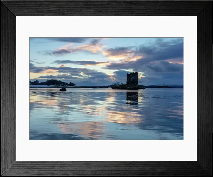 Framed Print : Castle Stalker, Loch Laich, ner Port Appin, Highland, Scotland Framed Print : Castle Stalker, Loch Laich, ner Port Appin, Highland, Scotland