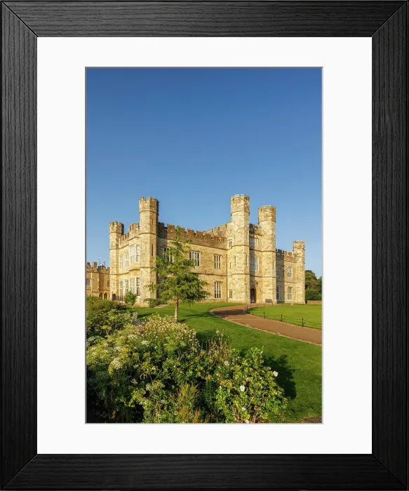 Framed Print : Leeds Castle, Maidstone, Kent, England, UK Framed Print : Leeds Castle, Maidstone, Kent, England, UK