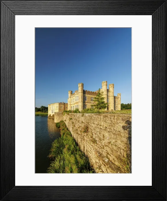 Framed Print : Leeds Castle, Maidstone, Kent, England, UK Framed Print : Leeds Castle, Maidstone, Kent, England, UK