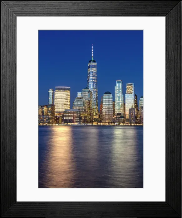 Framed Print : Manhattan and the One World Trade Centre at dusk, from the Exchange Place, Jersey City, New Jersey, USA Framed Print : Manhattan and the One World Trade Centre at dusk, from the Exchange Place, Jersey City, New Jersey, USA