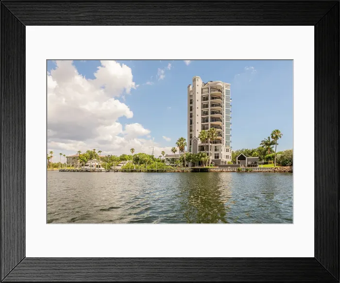 Framed Print : Hillsborough River, Tampa, Florida, USA Framed Print : Hillsborough River, Tampa, Florida, USA