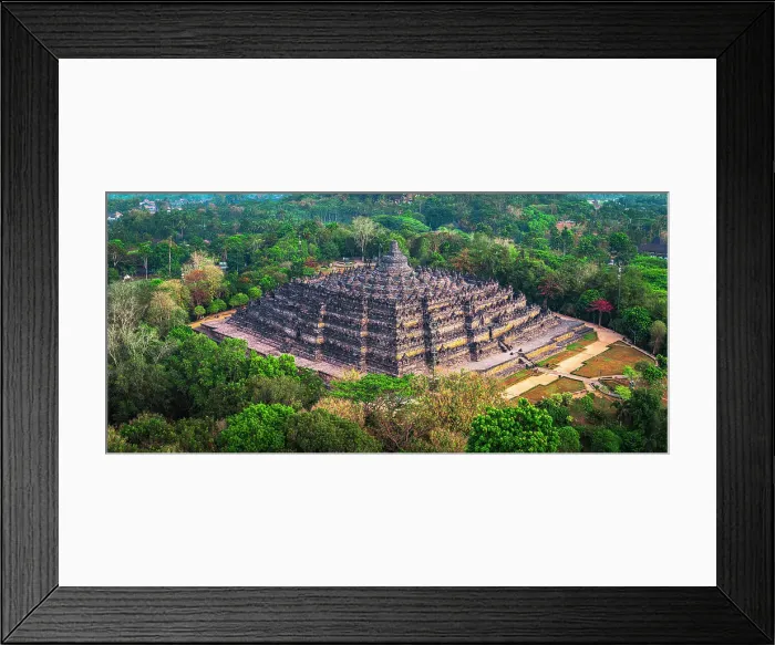 Framed Print : Borobudur Temple, Magelang, Central Java, Indonesia