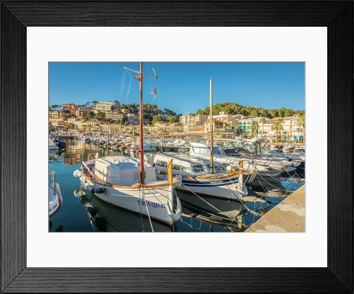 Framed Print : Traditional boats (llauets) in the harbor of Port de Soller, Mallorca, Balearic Islands, Spain Framed Print : Traditional boats (llauets) in the harbor of Port de Soller, Mallorca, Balearic Islands, Spain
