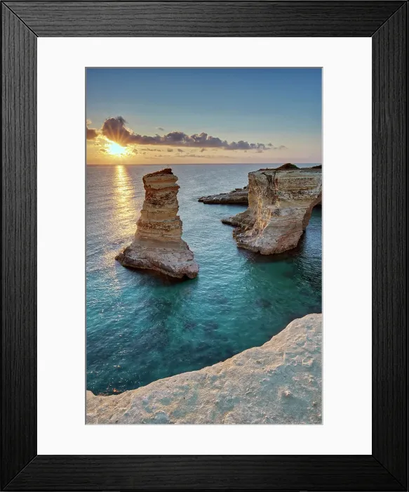 Framed Print : Italy, Puglia, Lecce district, Salentine Peninsula, Salento. The rocky coast between Sant'Andrea and Torre dell'Orso villages