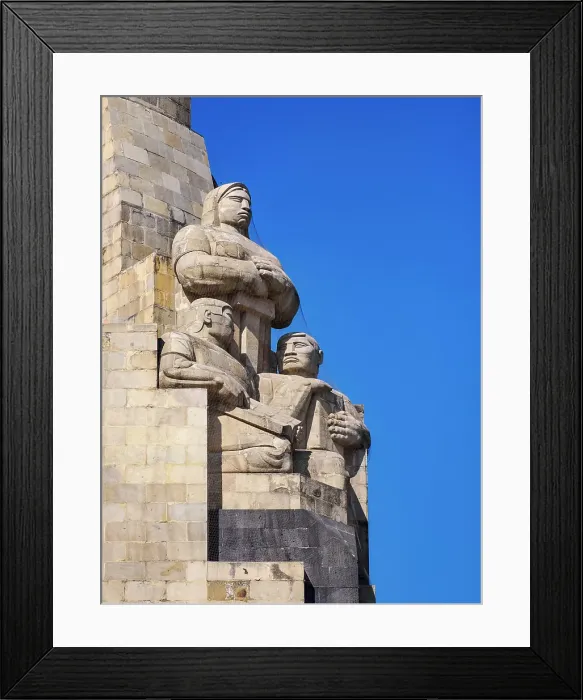Framed Print : Monument to the Revolution, detailed view, Plaza de la Republica, Mexico City, Mexico Framed Print : Monument to the Revolution, detailed view, Plaza de la Republica, Mexico City, Mexico