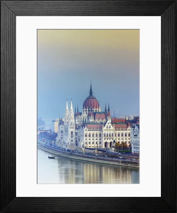 Framed Print : The Parliament Building and the Danube River, Budapest, Hungary Framed Print : The Parliament Building and the Danube River, Budapest, Hungary