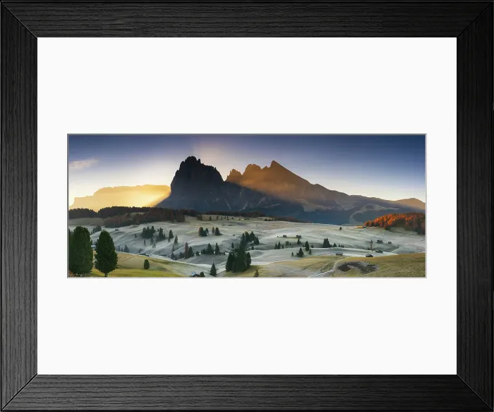 Framed Print : Alpe di Siusi in the Dolomites and the Sassolungo and Sassopiatto mountain, Trentino Alto Adige, Italy