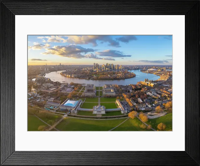 Framed Print : Royal Naval College, (Canary Wharf, Isle of Dogs and the River Thames behind) from Greenwich park, Greenwich, London