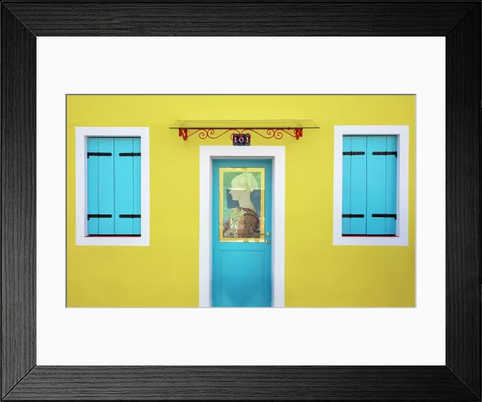 Framed Print : Colourful house on the island of Burano, Venice, Italy Framed Print : Colourful house on the island of Burano, Venice, Italy